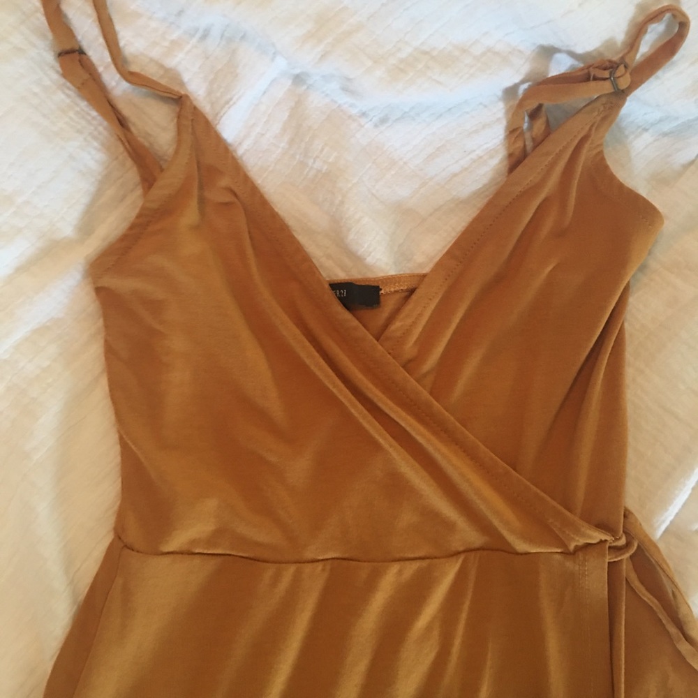 FOREVER 21 Midi Dress